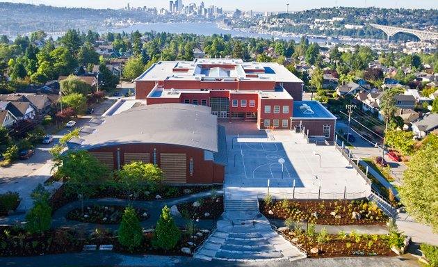 Photo of Hamilton International Middle School