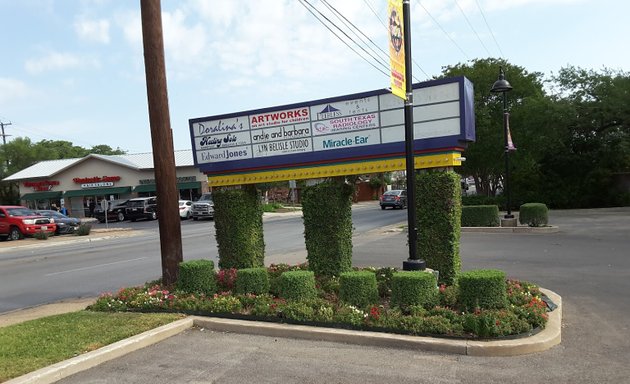 Photo of Carousel Court-Richmond Oaks