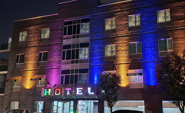 Photo of Jet Set Hotel