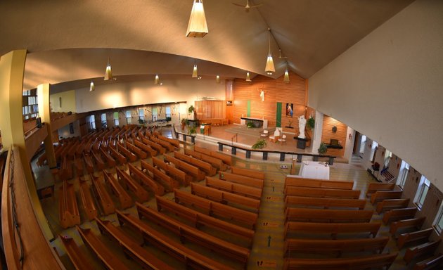 Photo of Église Saint-Pie-X, Laval (Paroisse Saint-Martin)