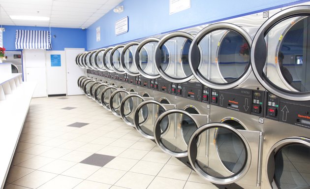 Photo of Laundry House | Wilmington Laundromat and Wash & Fold