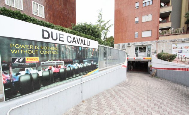 foto due Cavalli snc - Driver Center Pirelli