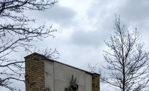 Photo of Eton Manor Memorial