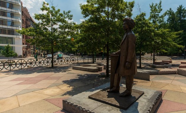 Photo of Frederick Douglass Sculpture and Water Wall