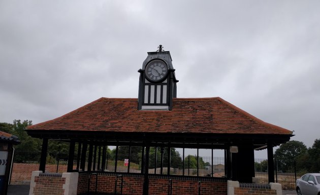 Photo of Oaklands Community Pool