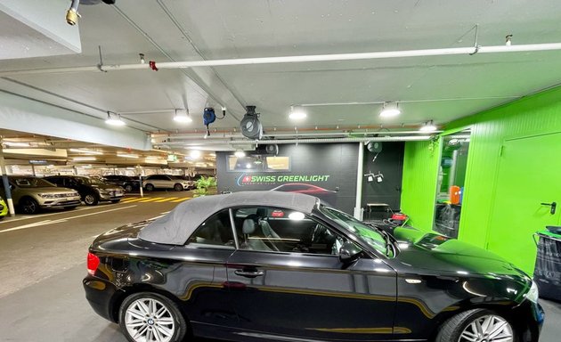 Foto von Swissgreenlight Carwash Autoreinigung Letzipark Zürich