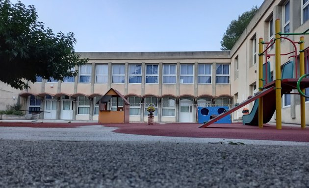 Photo de École maternelle publique Alphonse Daudet