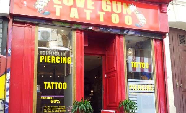 Photo de Love Gun Tattoo