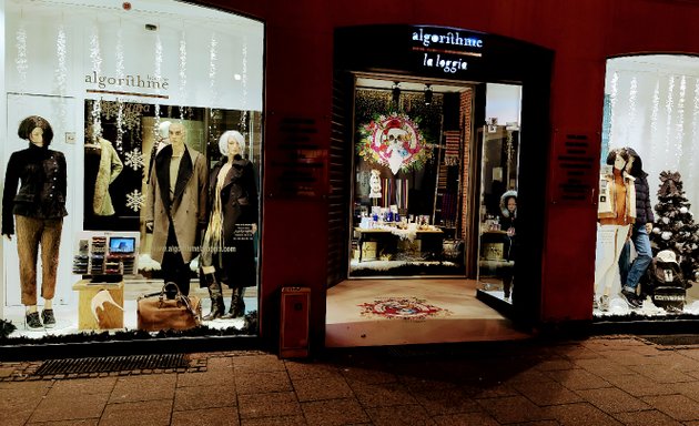 Photo de ALGORITHME LA LOGGIA - Concept-store - ( vêtements, chaussures, bijoux, parfums, beauté...)
