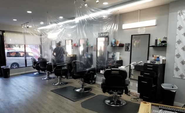 Photo of Hollywood barber shop