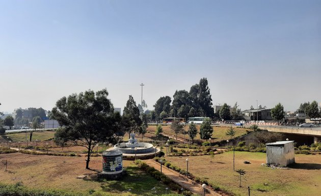 Photo of Addisu Gebeya Square | አዲሱ ገበያ አደባባይ