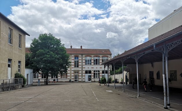Photo de École Élémentaire Émile Gallé