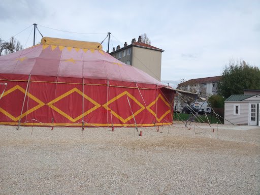 Photo de Passe-Muraille, Centre des Arts du Cirque