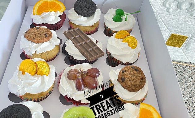 Photo of Lyz cakes and treats