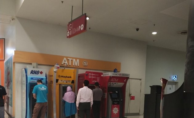 Photo of Hsbc atm