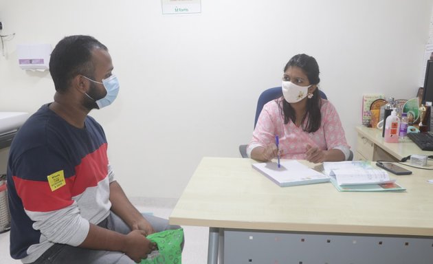Photo of Dr Kirti Sabnis Internal medicine Infectious Diseases, Fortis Mulund
