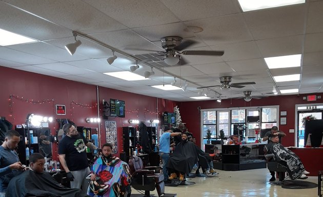 Photo of TNT's Barbershop
