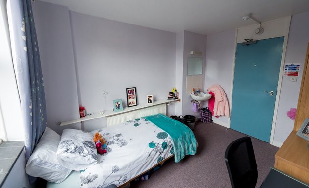 Photo of Wolfson House - King's College Accomodation