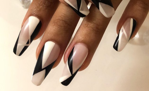 Photo of Trippy Nails