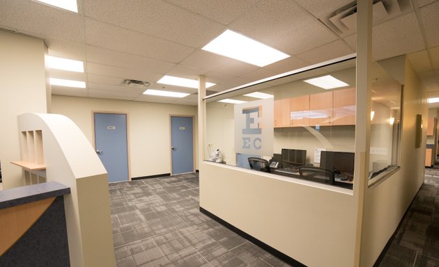 Photo of Edmonton Eye Clinic