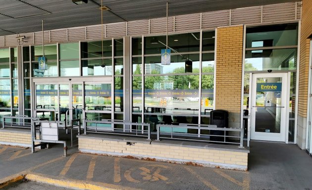 Photo of Gare d’autobus de Sainte-Foy