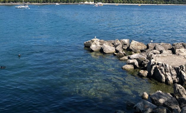 Foto von Port de la Perle du Lac