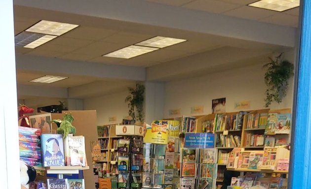 Photo of Books Inc