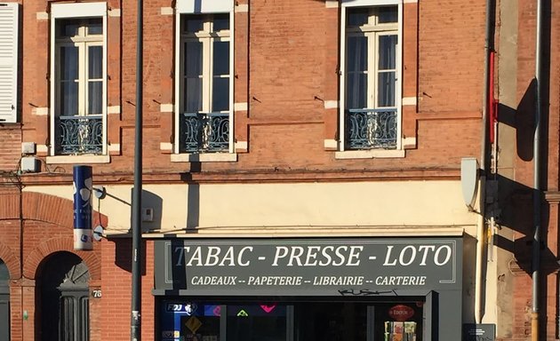 Photo de Tabac Presse Jeux Loto Cadeaux Papeterie Librairie Tisséo Confiserie Boissons Fraîches