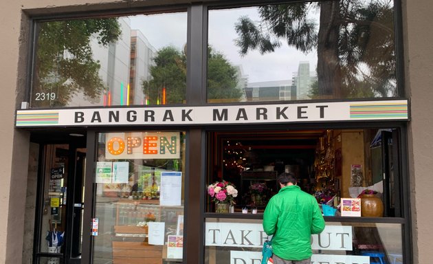 Photo of Bangrak Market