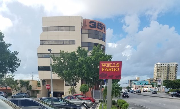 Photo of Wells Fargo Bank