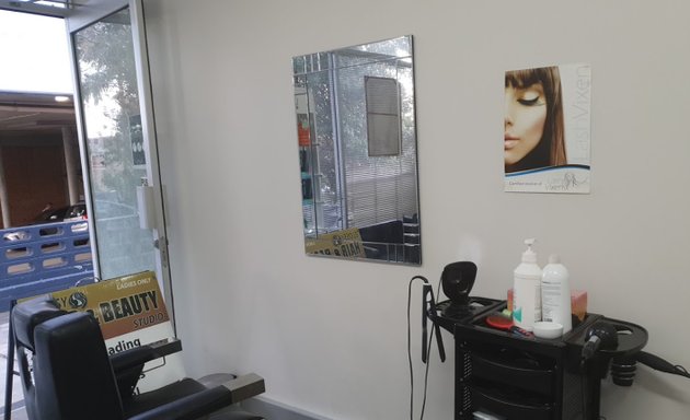 Photo of Glossy Hair and Beauty Studio Lutwyche