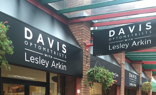 Photo of Davis Optometrists with Lesley Arkin