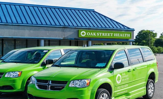 Photo of Oak Street Health Primary Care - Irvington Clinic