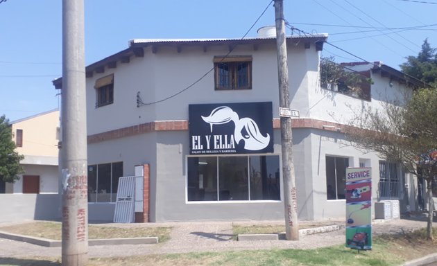 Foto de El y Ella Peluqueria