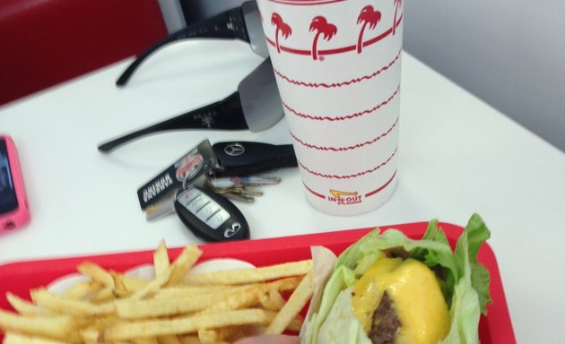 Photo of In-N-Out Burger