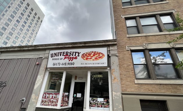 Photo of University House of Pizza