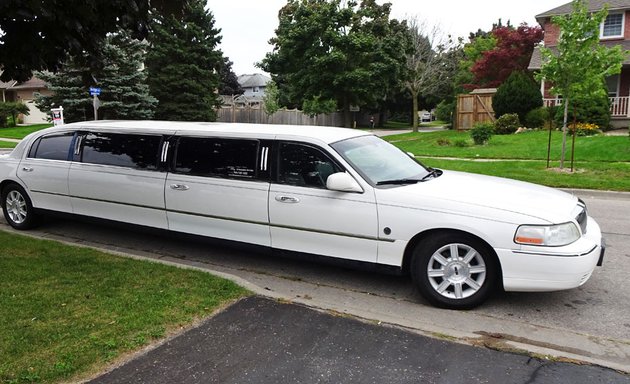 Photo of pearson airline limousine