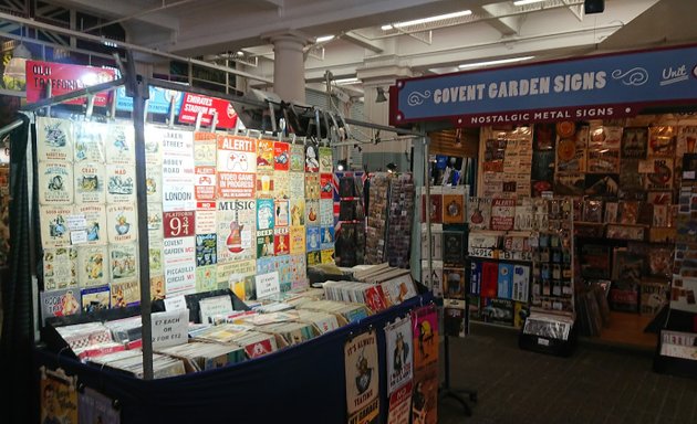 Photo of Covent Garden Signs