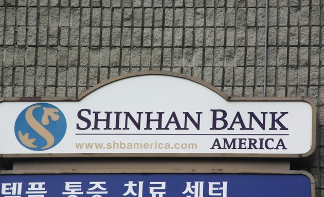 Photo of Shinhan Bank America(Olympic Branch)