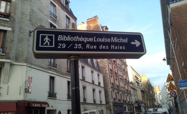 Photo de Bibliothèque Louise Michel