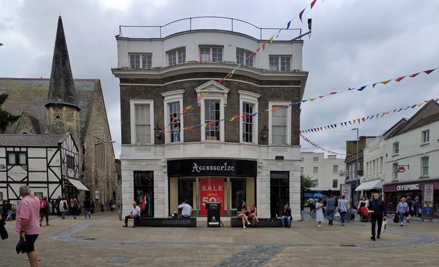 Photo of Memorial Square