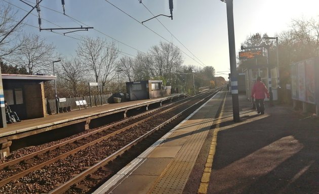 Photo of Crews Hill Train Station - Great Northern Rail