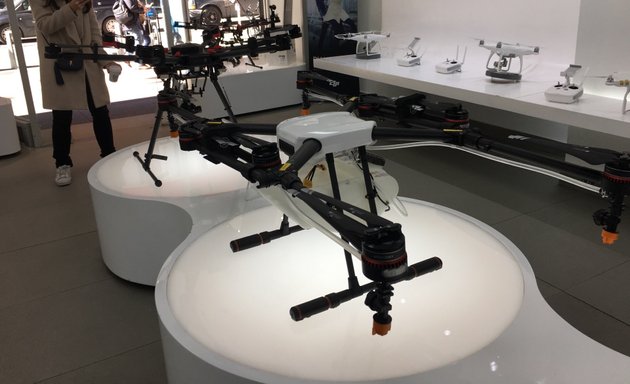 Photo of DJI Customer Experience Store by Camrise