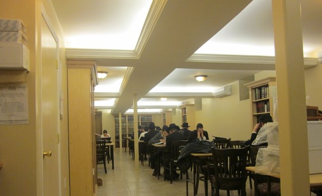 Photo of Yagdil Torah Heichal Halimud Tiferes Yitzchok