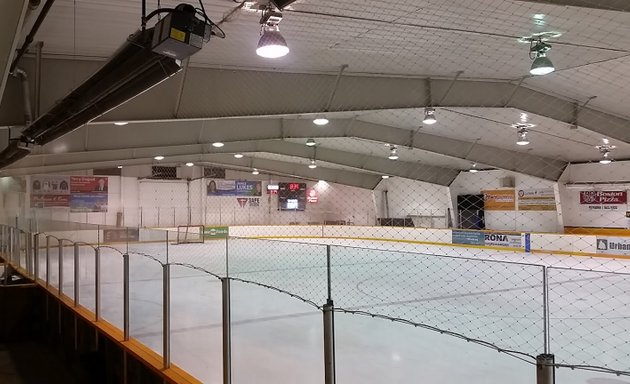 Photo of South Winnipeg Community Centre - Richmond