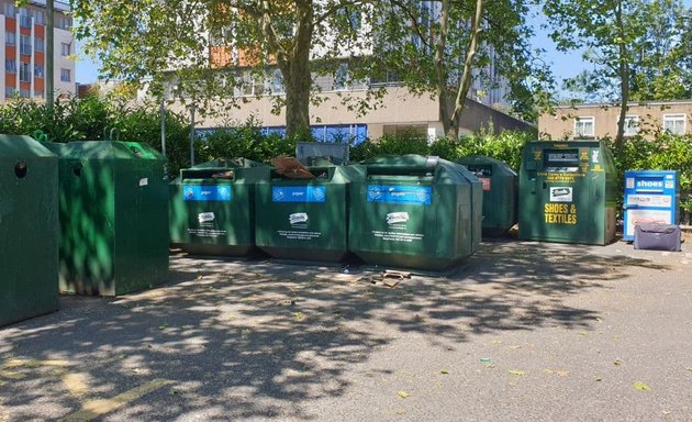 Photo of St Georges Road (Beckenham) Recycling Site