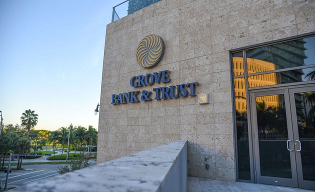 Photo of Grove Bank & Trust