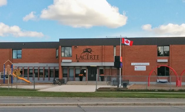 Photo of École Lacerte