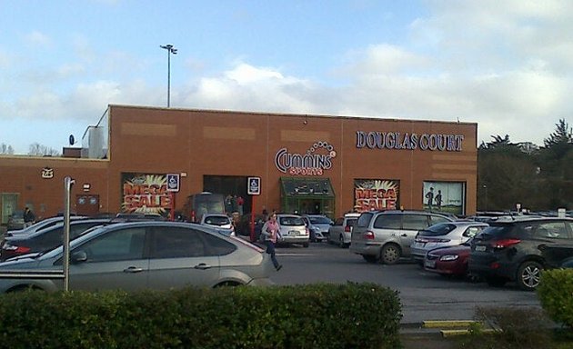 Photo of Douglas Court Shopping Centre