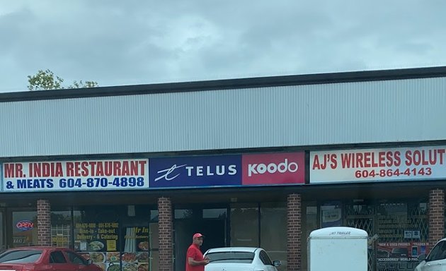 Photo of Telus Store